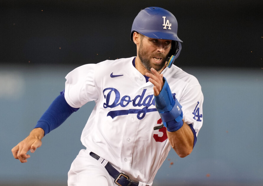 Dodgers Injuries: Chris Taylor Undergoing CT Scan