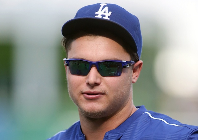 Joc Pederson sustains apparent injury after hitting wall hard vs. Cubs –  NBC Sports Bay Area & California