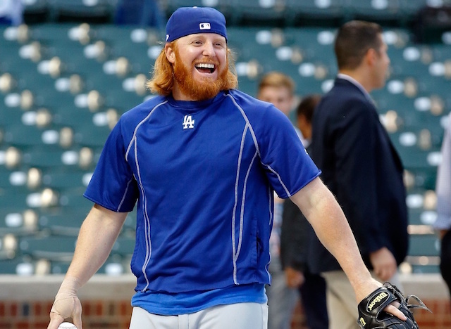 Dodgers third baseman Justin Turner could begin 2016 season on DL