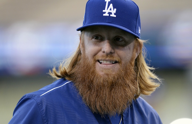 Dodgers Video: Justin Turner Plays Cricket While On Honeymoon In