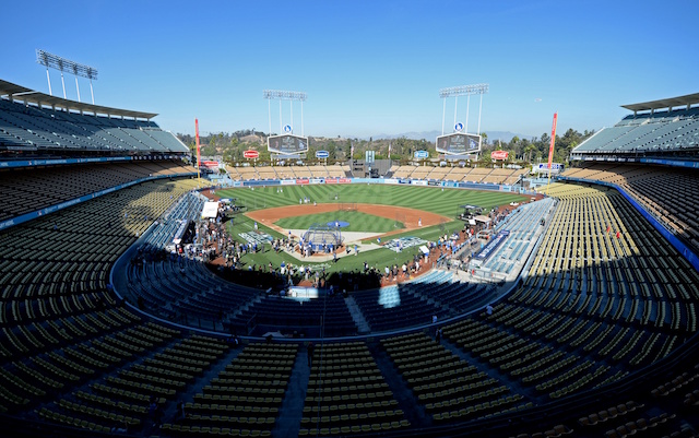 Coronavirus: Dodgers game day staff to collectively receive $1.3 million  during COVID-19 shutdown - ABC7 Los Angeles