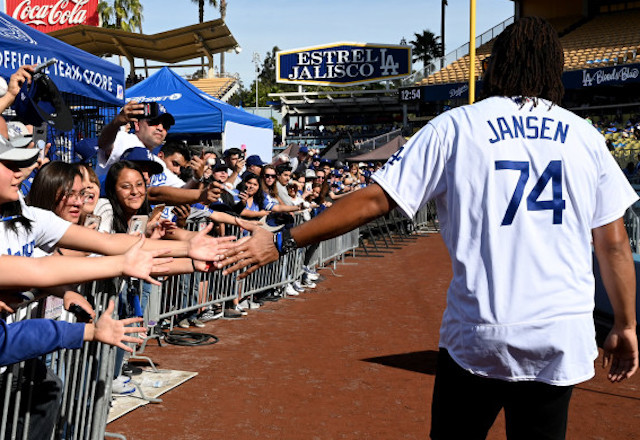 Dodgers News: Kenley Jansen Foundation Provides Breakfast To
