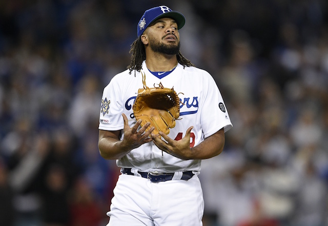 Dodgers mull closer change after Kenley Jansen nearly blows game