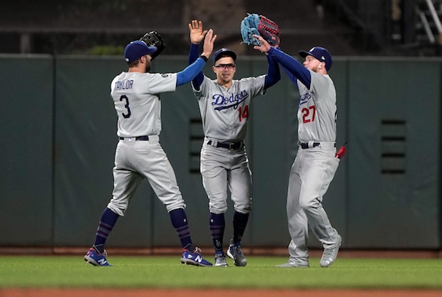 Chris Taylor injury: Dodgers IF/OF back in lineup after wrist