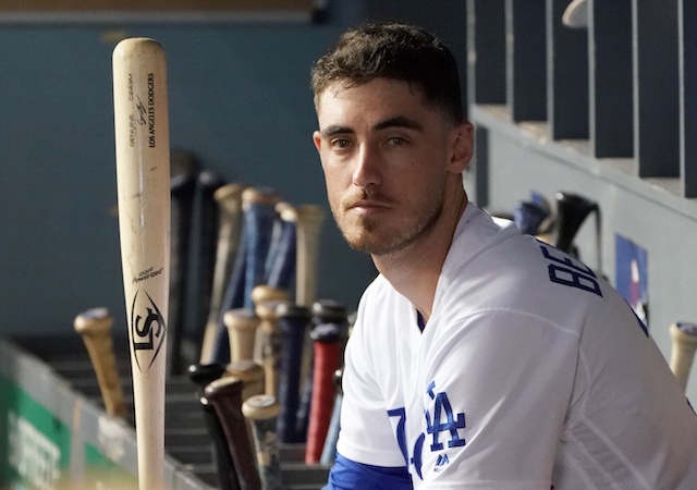 Dodgers: Cody Bellinger looks completely different after shaving his head