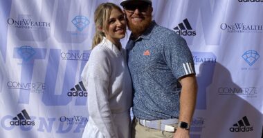 Justin and Kourtney Turner host the annual Justin Turner Golf Classic at Sherwood Country Club