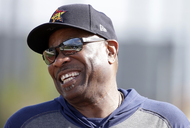 Astros pick up manager Dusty Baker's contract option