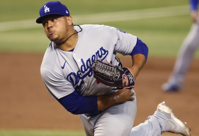Brusdar Graterol overcomes challenges on path to Dodgers bullpen