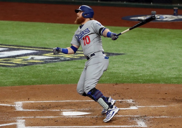 Brewers have reported interest in 3B Justin Turner