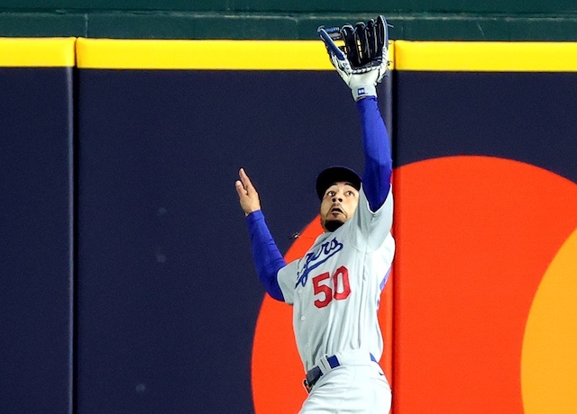 Mookie Betts & Trent Grisham Win Gold Gloves