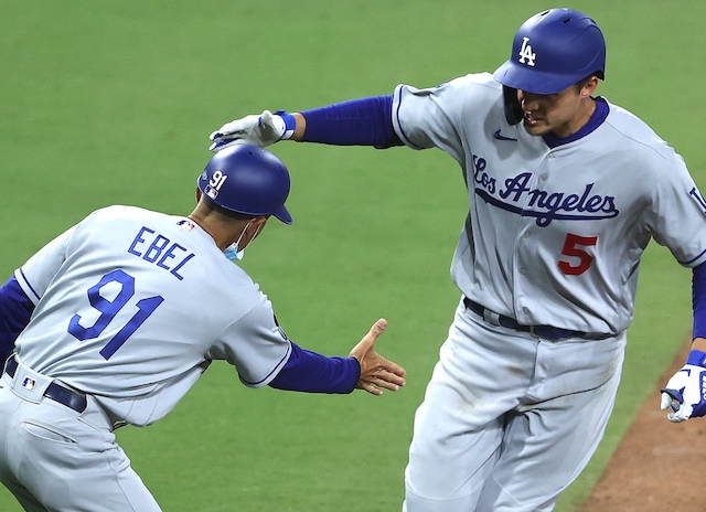 Clayton Kershaw Marvels At Sandy Koufax's Curveball Grip During