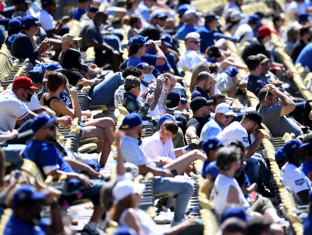 Dodgers offer seating for fully vaccinated fans at discount