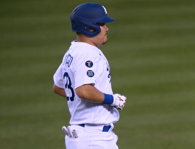 Dodgers hope to unlock Yoshi Tsutsugo's swing in LA