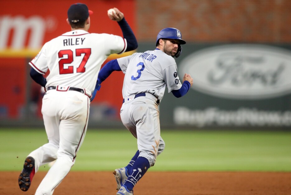 Dodgers-Braves: Chris Taylor's blunder costs L.A. in NLCS Game 1