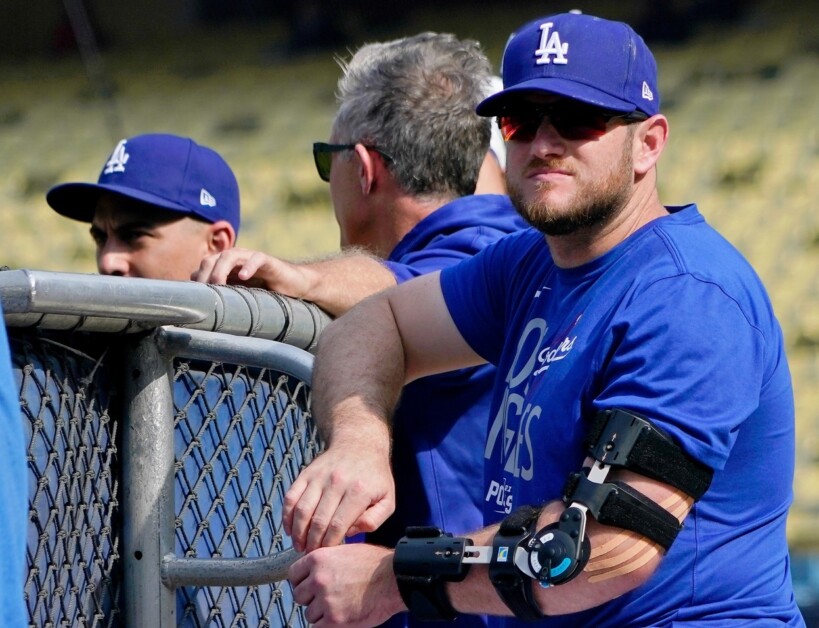Max Muncy returns to Dodgers' lineup with spring appearance