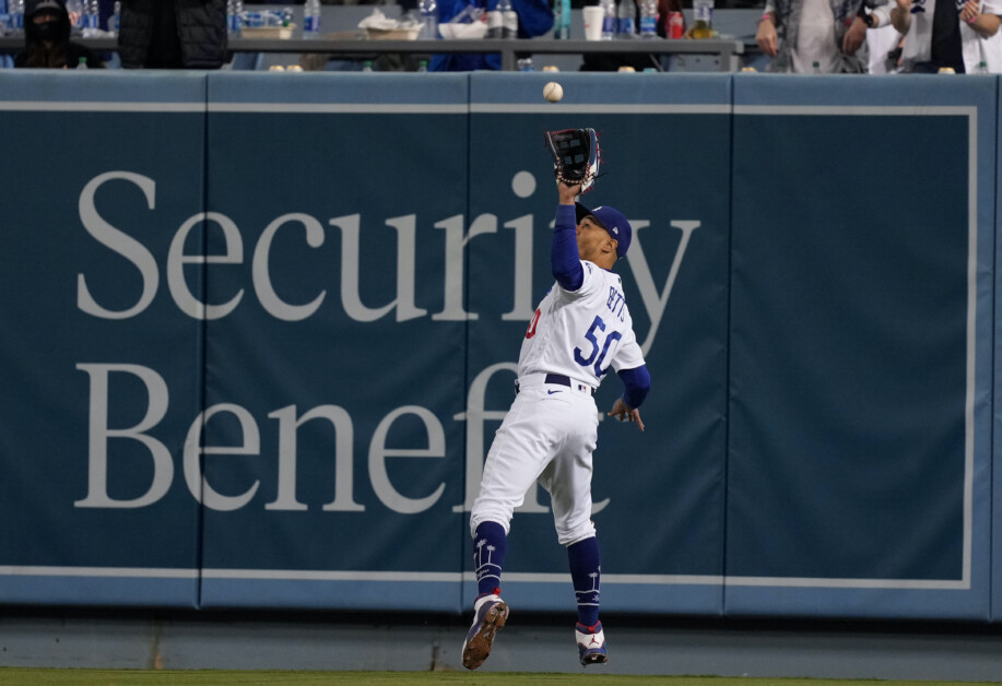 Best all-time right fielder for every MLB team