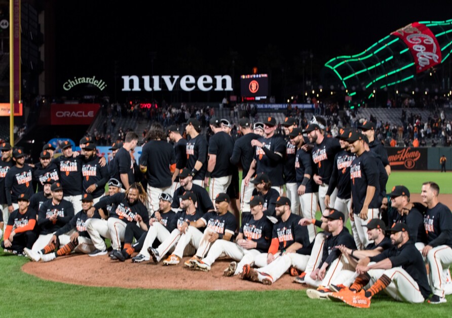 SF Giants clinch first NL West title since 2012, outlast Dodgers in  greatest division race ever – Times Herald Online