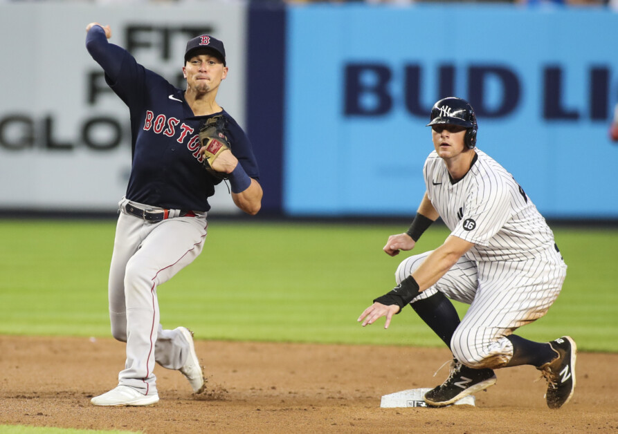 MLB playoffs: Mookie Betts compares Yankees-Red Sox rivalry to  Dodgers-Giants 