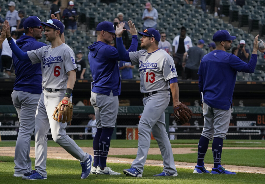 Dodgers coaching staff: Dave Roberts' major league staff for 2022 - True  Blue LA