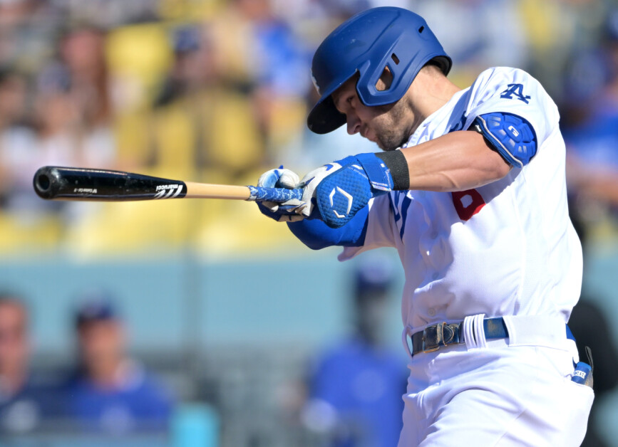 Blue Review: Max Muncy Dominates The Giants! Has He Found His Rhythm At The  Plate? 