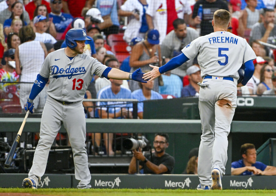 Dodgers news: LA gets great update on Max Muncy's elbow amid Freddie Freeman  rumors