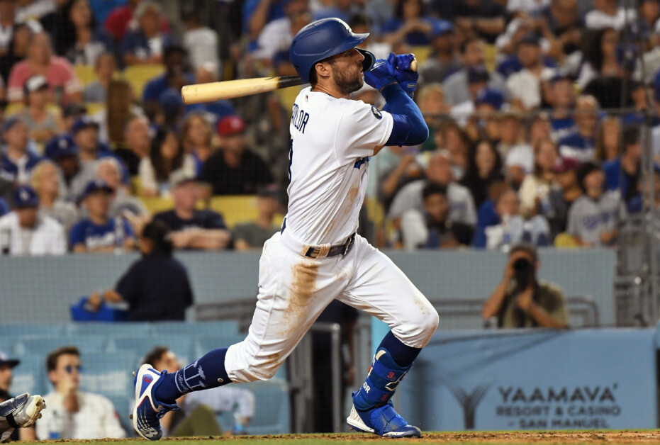 Chris Taylor signs two-year extension with Dodgers - True Blue LA