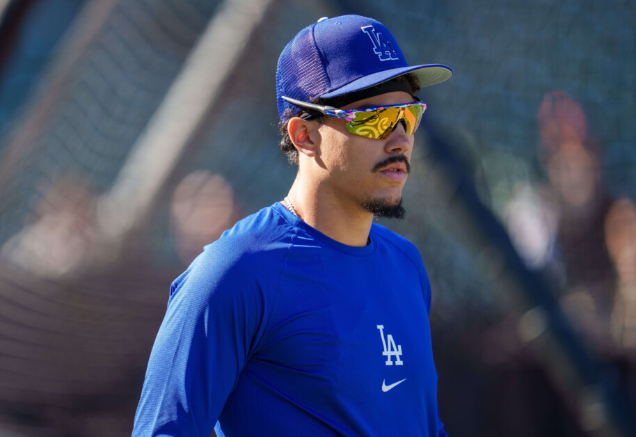 Why Dodgers' Justin Turner replacement Miguel Vargas will win Rookie of the  Year