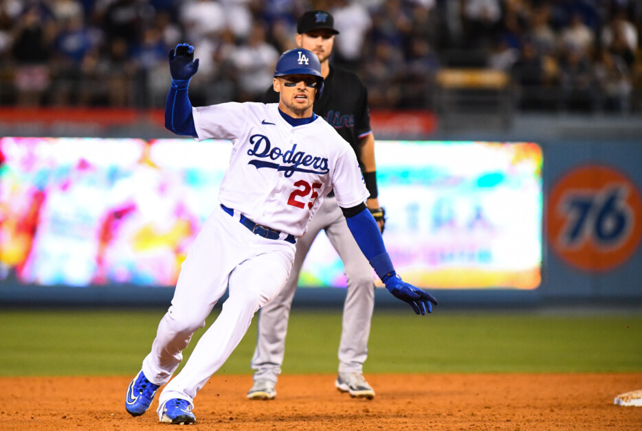 Dodgers News: Dave Roberts Doesn't View Trayce Thompson As Everyday  Outfielder Just Yet