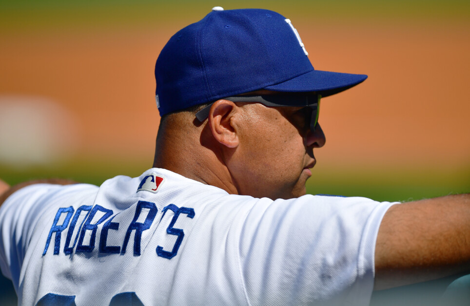 Dave Roberts on trying to settle on a face mask to wear - True Blue LA