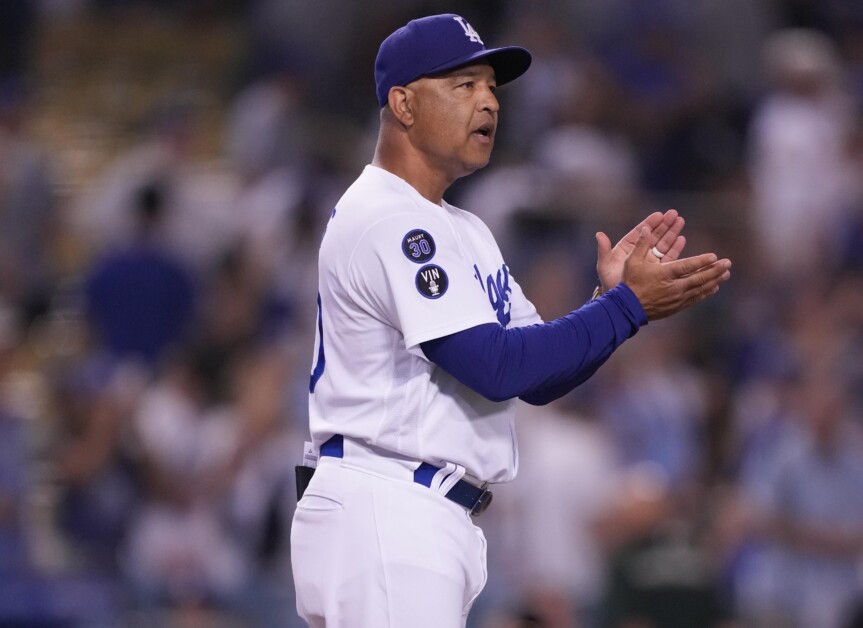 Dave Roberts touts the value of Dodgers' veteran players – Orange County  Register