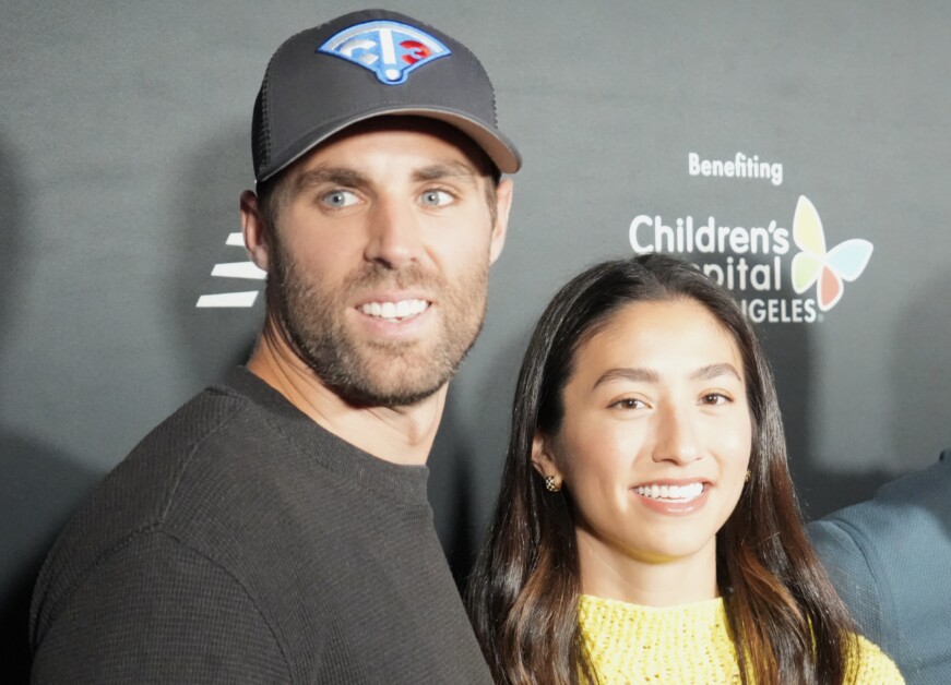 2023 Dodgers Love L.A. Community Tour: Chris Taylor And Wife Mary Visit  Discovery Cube