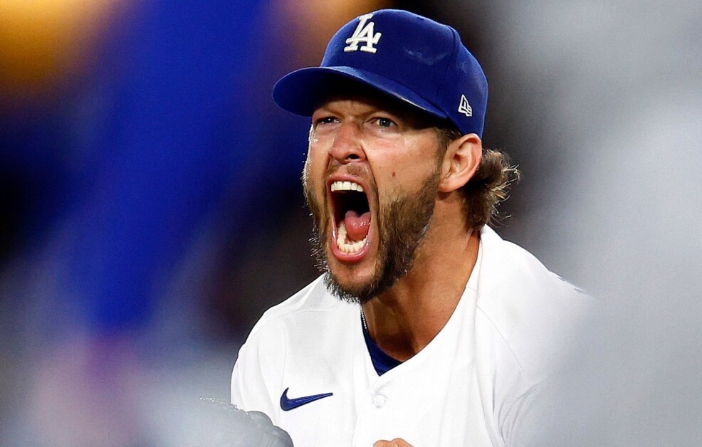 Clayton Kershaw notches 200th win in style