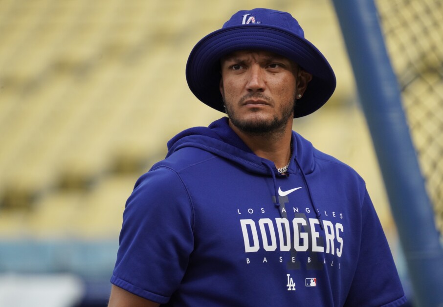 Los Angeles gets huge Miguel Rojas, Chris Taylor playoff injury updates  before Dodgers' NLDS