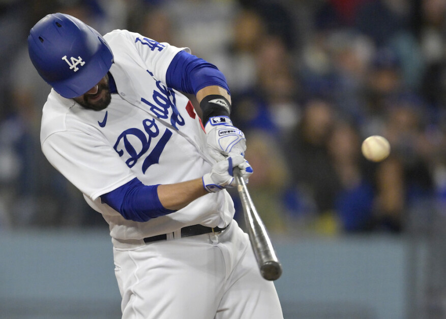 Dodgers' J.D. Martinez on track to rejoin team soon – but still mystified  by injury