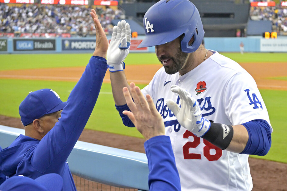 Dodgers News: JD Martinez Return to Lineup Pushed Back Again