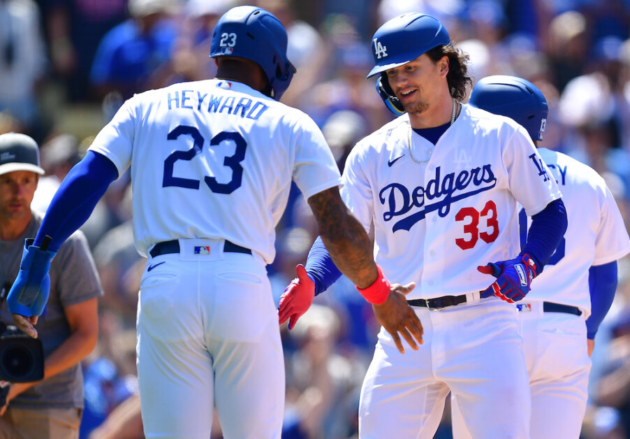 Jason Heyward Finally Rewarded at the Plate in Dodgers Win