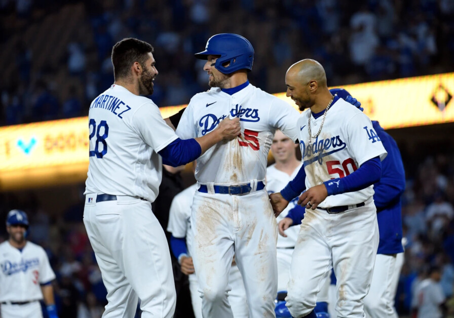 Trayce Thompson crushes a grand slam to give the Dodgers a 5-0