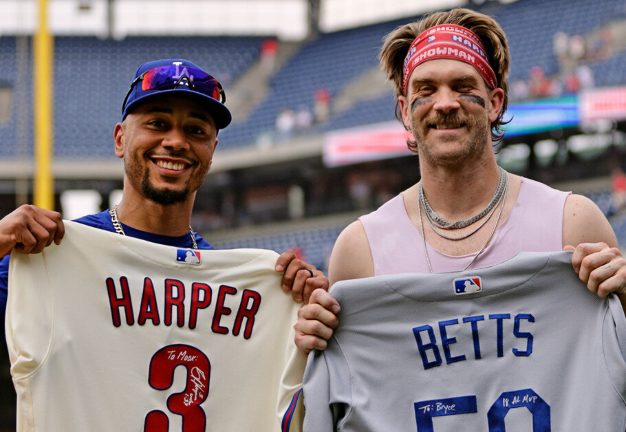 Dodgers Video: Mookie Betts & Bryce Harper Exchanged Autographed Jerseys