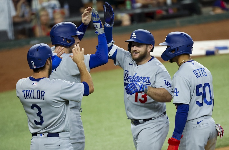 Let's overreact to Max Muncy's historically bad Opening Day for the Dodgers!
