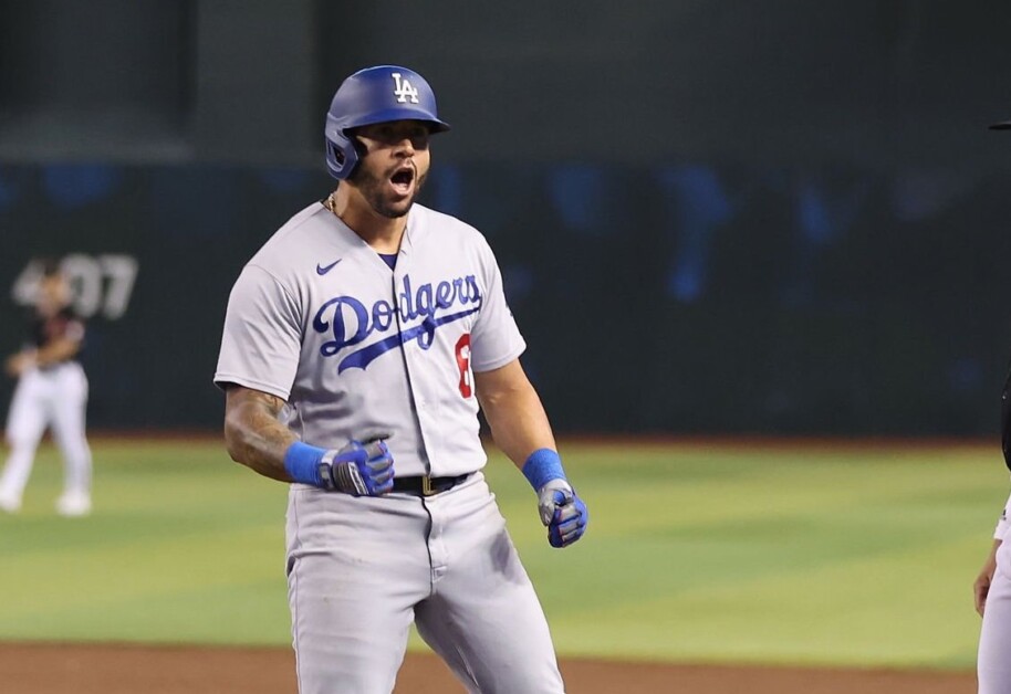 Dodgers News: Dave Roberts Talks Resurgence of David Peralta