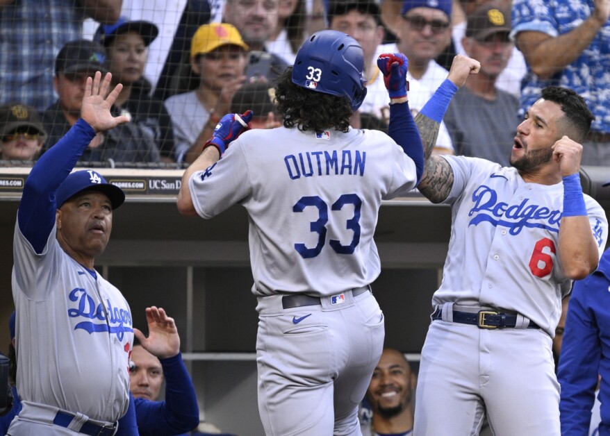 James Outman's double in 10th completes Dodgers' comeback for an 8-7  victory over Blue Jays - The San Diego Union-Tribune