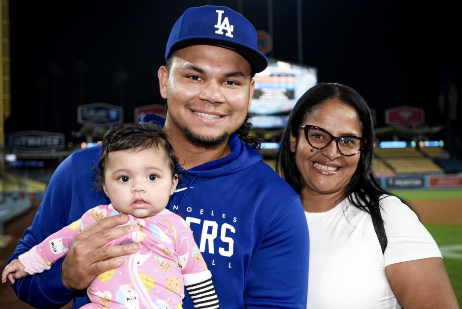 Dodgers News: Brusdar Graterol Has Emotional Reunion With Mother