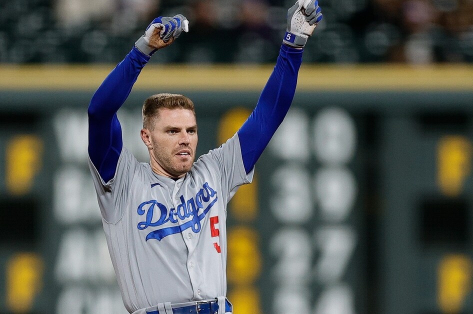 Dodgers News: Freddie Freeman's Dad Drops Words of Wisdom After Just  Missing Out on Record Season
