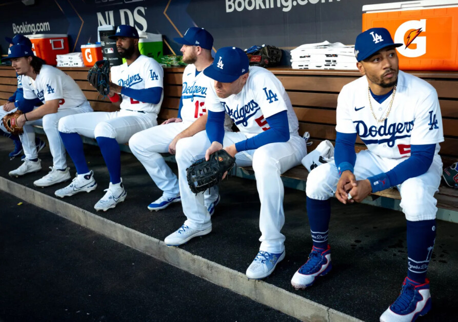 Dodgers: 2022 LA Roster Sets a Record - Inside the Dodgers  News, Rumors,  Videos, Schedule, Roster, Salaries And More