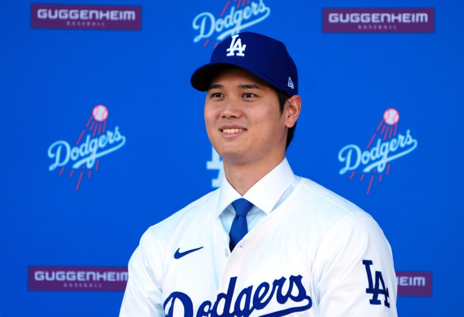 Shohei Ohtani Shares First Look At Dodgers Locker